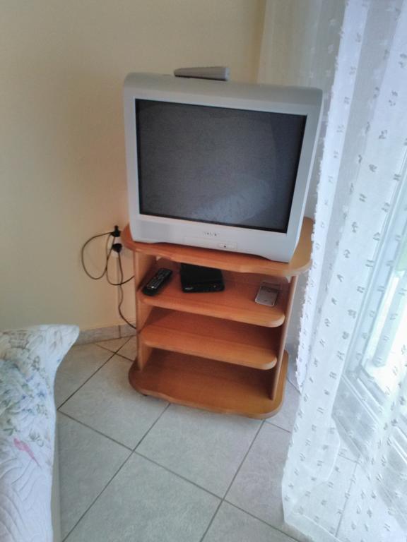Zefi'S Apartment Néa Péramos Εξωτερικό φωτογραφία
